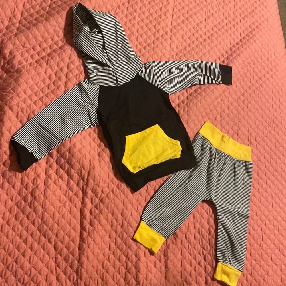 NEW infant/toddler two piece hoodie set